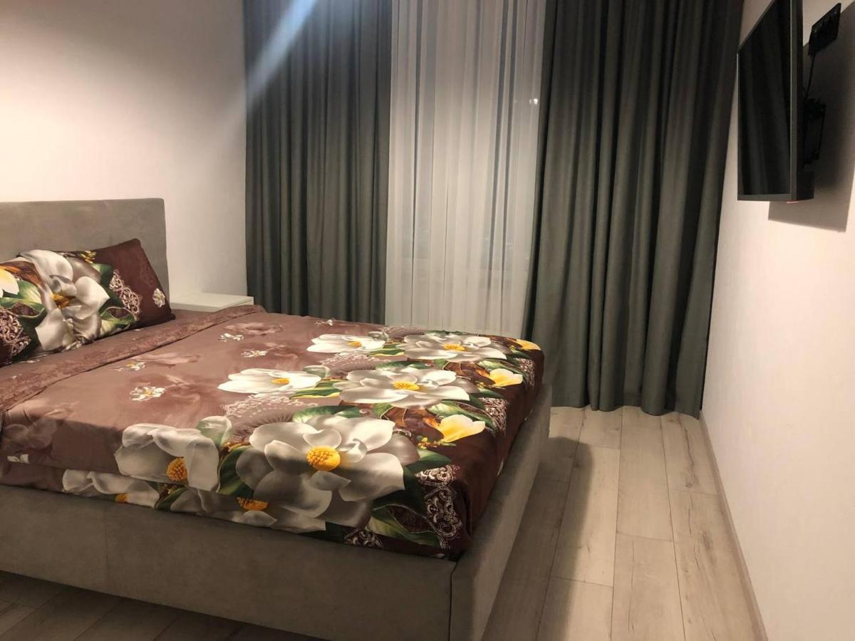25d-floor sky luxury apartment! Fantastic view! Kiev Extérieur photo